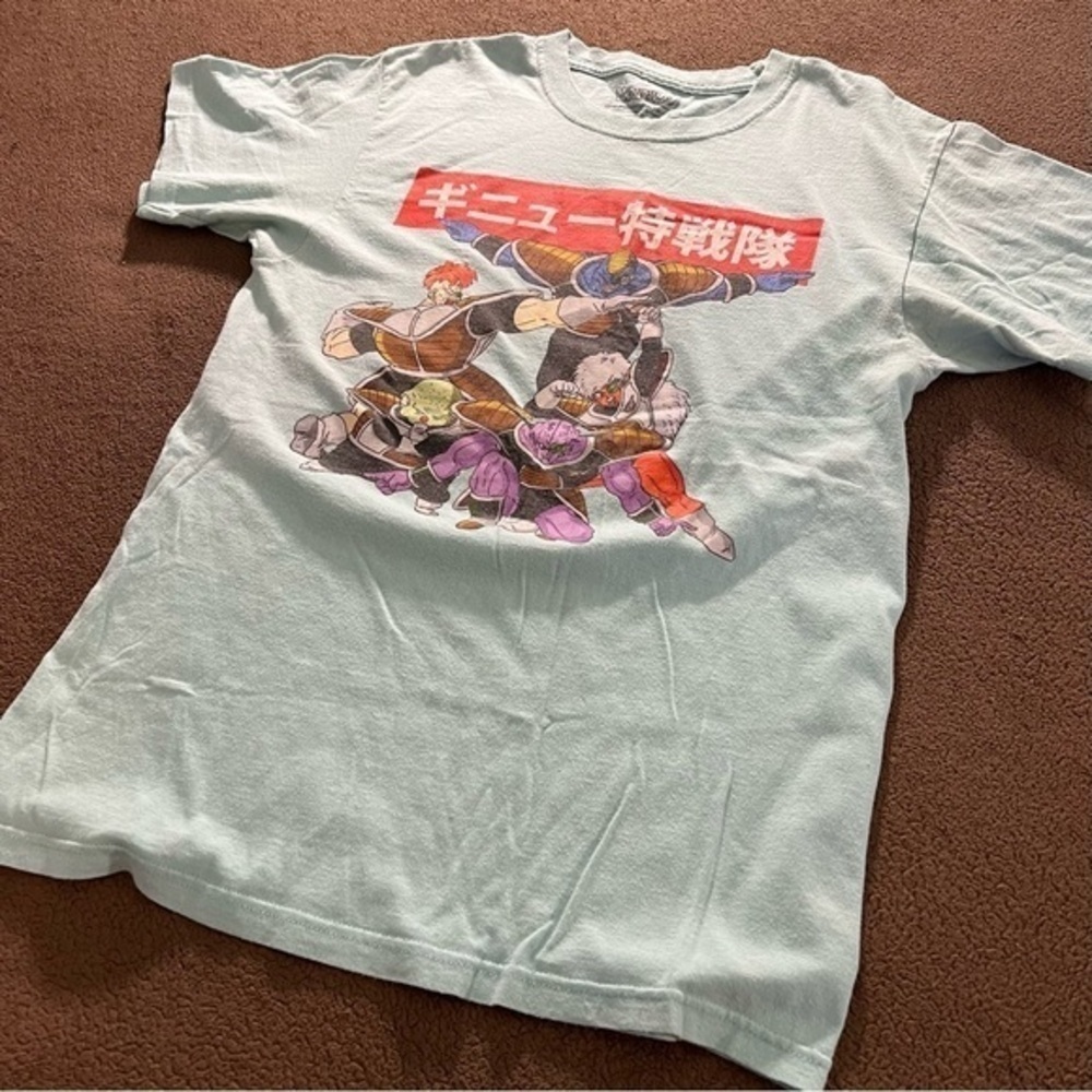 DRAGONBALL Z GINYU FORCE POSED UNDER RED KANJI SMALL T-SHIRT